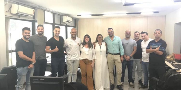 AOJUS DÁ AS BOAS-VINDAS AOS NOVOS OFICIAIS DE JUSTIÇA DO TJDFT