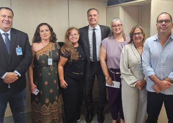 AOJUS E UNIOFICIAIS SE REÚNEM COM NOVA ADMINISTRAÇÃO DO TJDFT E REIVINDICAM NOMEAÇÕES DE OFICIAIS DE JUSTIÇA