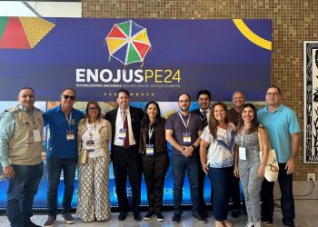 DELEGAÇÃO DO DF PRESENTE NOS DEBATES DO VIII ENOJUS EM PERNAMBUCO