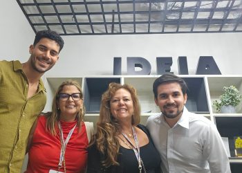 AOJUS E UNIOFICIAIS VISITAM O INSTITUTO DE DESENVOLVIMENTO DE INOVAÇÕES APLICADAS DO TJPE