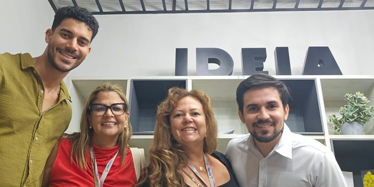 AOJUS E UNIOFICIAIS VISITAM O INSTITUTO DE DESENVOLVIMENTO DE INOVAÇÕES APLICADAS DO TJPE