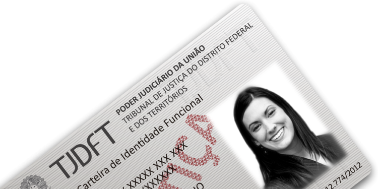 AOJUS/DFTO ATUA JUNTO AO CNJ E TJDFT PARA REGULAMENTAÇÃO DE IDENTIFICAÇÃO DOS OFICIAIS DE JUSTIÇA