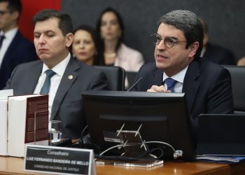 RELATOR APRESENTA AO PLENÁRIO DO CNJ MINUTA DE RESOLUÇÃO QUE REGULA USO DA IA NO JUDICIÁRIO