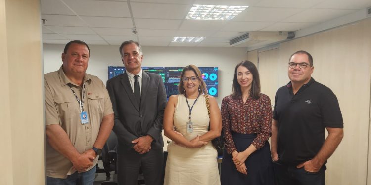 AOJUS/DFTO SE REÚNE COM SECRETÁRIO-GERAL DO TJDFT PARA DEBATE SOBRE DEMANDAS DOS OFICIAIS DE JUSTIÇA