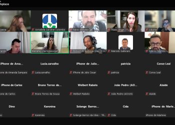 OFICIAIS DE JUSTIÇA PARTICIPAM DE REUNIÃO COM PRESIDENTE DA FENASSOJAF PARA ESCLARECIMENTOS SOBRE ATUAÇÃO DA ENTIDADE NACIONAL