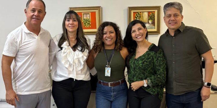 AOJUS-DF/TO SE REÚNE COM A COAMA PARA APRESENTAÇÃO DA NOVA DIREÇÃO E ATUAÇÃO POR NOMEAÇÕES E CARGOS DE OFICIAIS DE JUSTIÇA