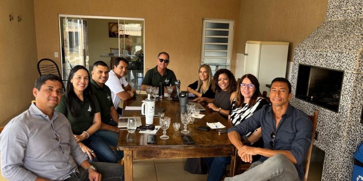 DIRETORIA DA AOJUS-DFTO REALIZA REUNIÃO E DEFINE NOVOS PROJETOS PARA A ATUAÇÃO EM FAVOR DOS OFICIAIS DE JUSTIÇA