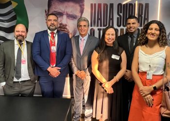 RISCO: ARTICULAÇÃO CONJUNTA DA FENASSOJAF E AOJUS-DFTO GARANTE INCLUSÃO DOS OFICIAIS DE JUSTIÇA NO PL 4688/2025