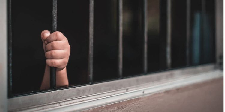 OFICIAL DE JUSTIÇA É MANTIDO EM CÁRCERE PRIVADO DURANTE CUMPRIMENTO DE MANDADO NO RIO GRANDE DO SUL