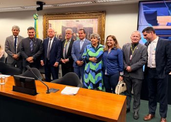 CCJ DA CÂMARA APROVA PROJETO QUE GARANTE LIVRE PARADA E ESTACIONAMENTO PARA OFICIAIS DE JUSTIÇA EM DILIGÊNCIA