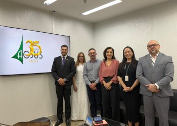 AOJUS-DFTO APRESENTA DEMANDAS DOS OFICIAIS DE JUSTIÇA EM REUNIÃO COM VICE-DIRETORA DO FORO DA SJDF E DIREÇÃO DO NUCOV
