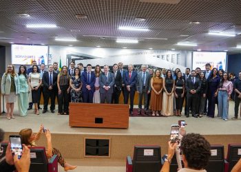 TJDFT EMPOSSA QUATRO NOVOS OFICIAIS DE JUSTIÇA
